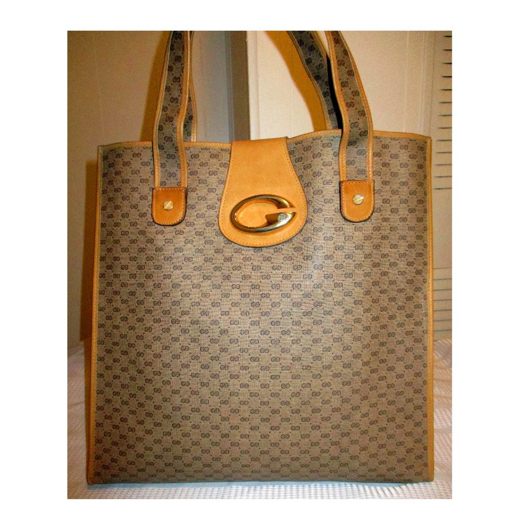 Vintage Gucci Tote Bag Rare Gucci Medallion on Front